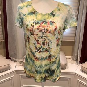 Only Nine tie dye Love t shirt Sz large